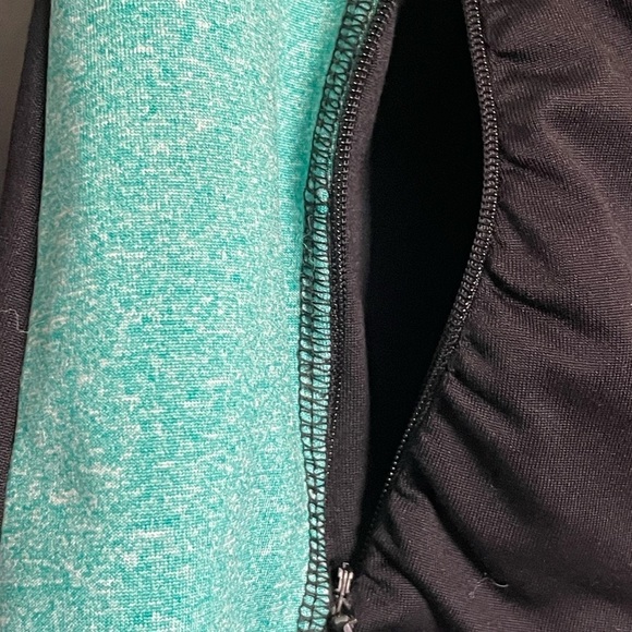 Exertek/ Women’s workout jacket​​​​​​​ - Picture 2 of 8